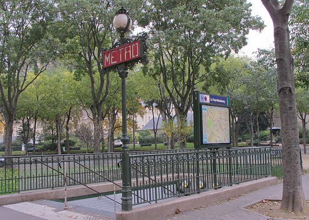 Métro La Tour-Maubourg