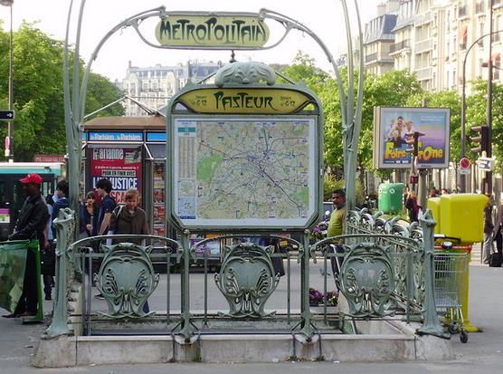 Métro Pasteur