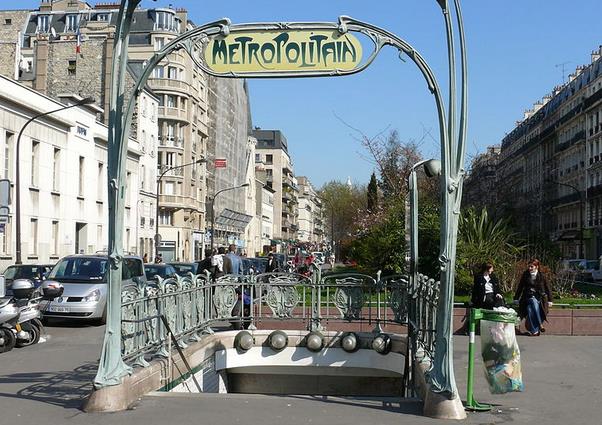 Métro Rome