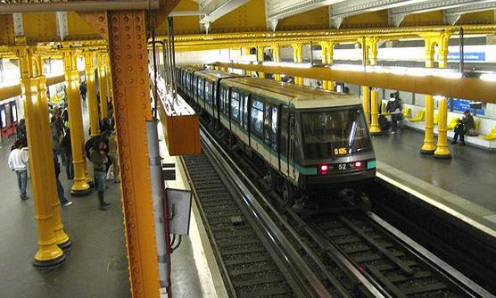 Métro Gare de lyon : plan, horaires et trafic